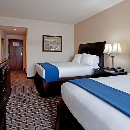 Holiday Inn Express Hotel & Suites Hope Mills-Fayetteville Airport, An Ihg Hotel Zimmer foto