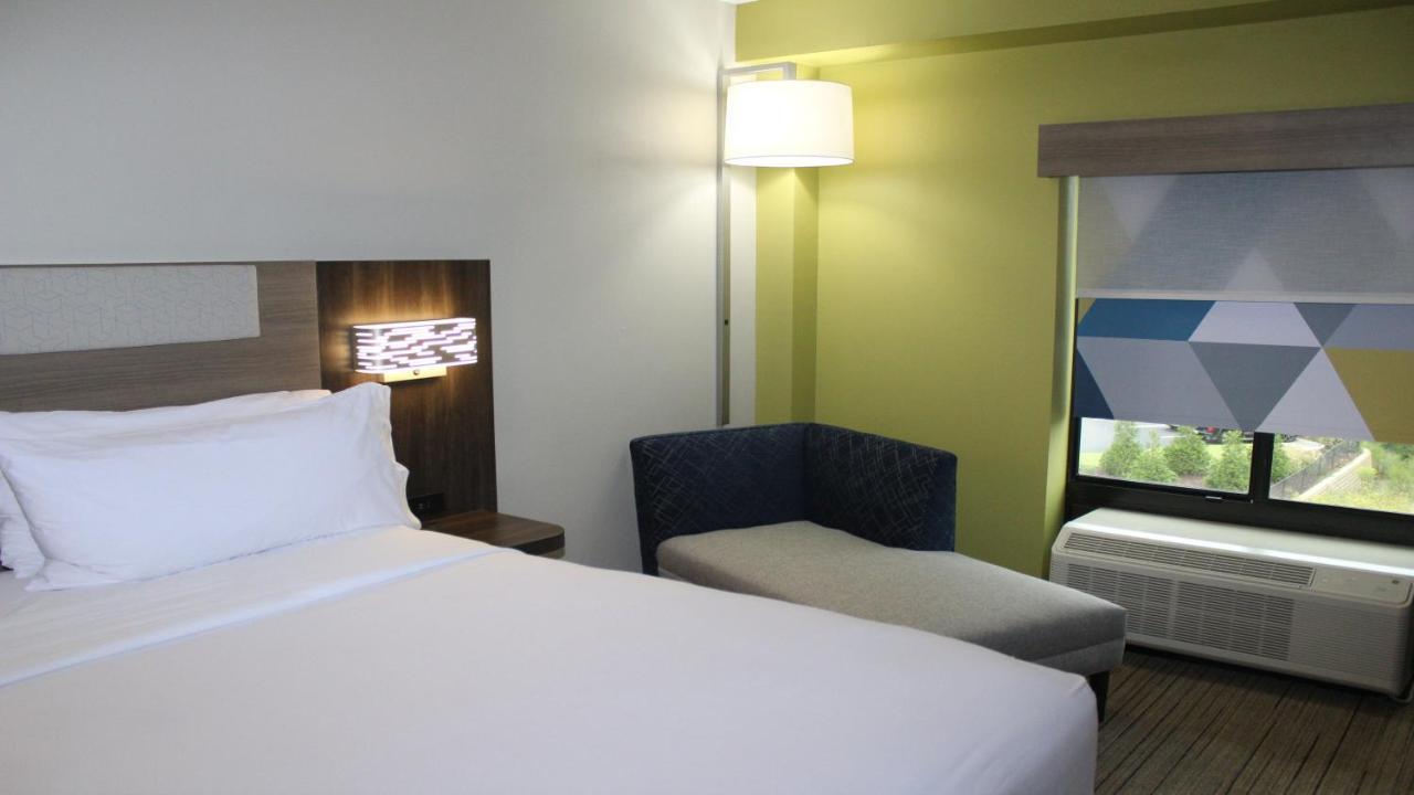 Holiday Inn Express Hotel & Suites Hope Mills-Fayetteville Airport By Ihg Exterior foto